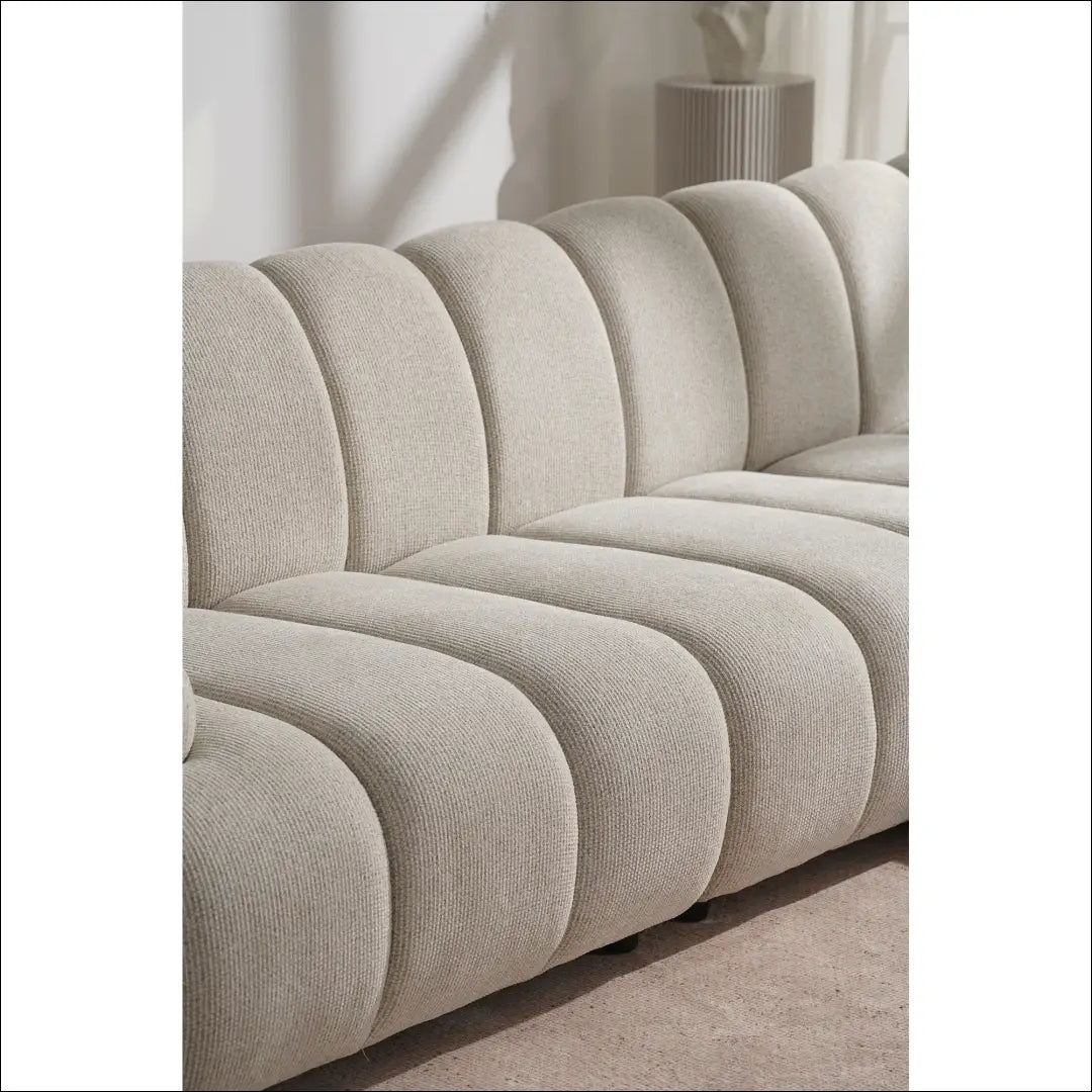 3,5 vietos modulinė sofa su pufu smėlio spalvos atsukta į dešinę RD237 - €1,912 Save 15% __label:Pristatymas 5-14 d.d.,