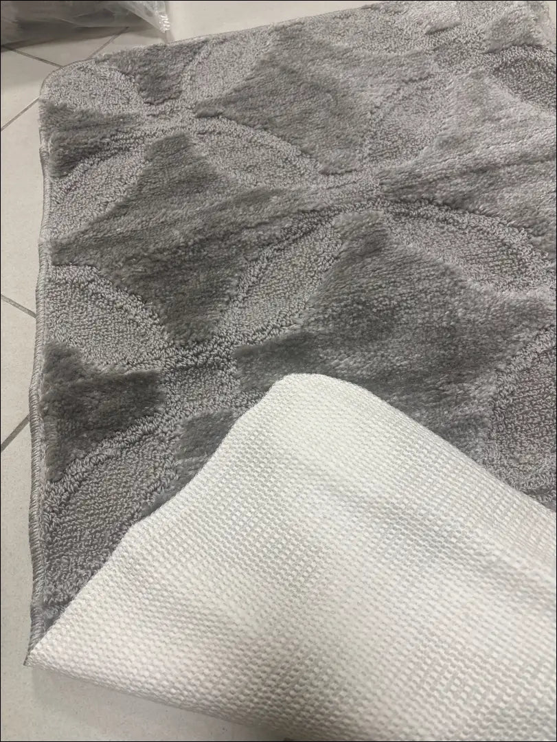 Vonios kilimėlis RU1236 - €19 Save 50% __label:Pristatymas 1-2 d.d., color-pilka, kilimai, material-poliesteris,