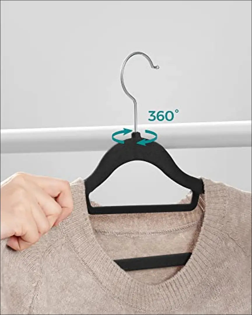 Aksominių pakabų komplektas SM1317 - €49 Save 30% 25-50, __label:Pristatymas 5-14 d.d., notouch30, pakabos, song