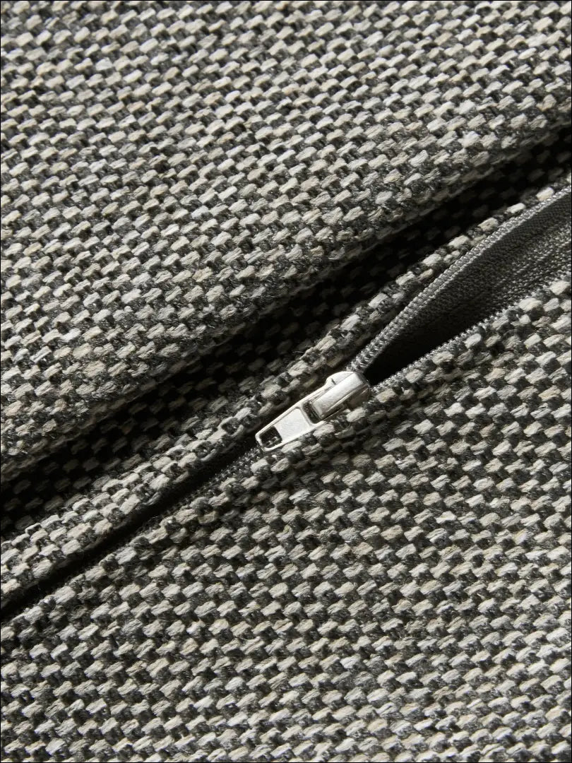 Atraminė pagalvė DI9917 - €40 Save 55% 25-50, __label:Pristatymas 1-2 d.d., color-pilka, interjeras,