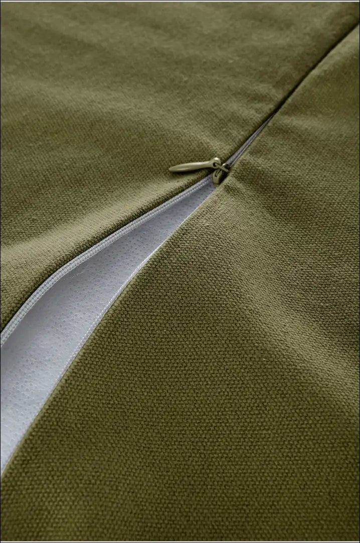 “ATTILO” pagalvėlės užvalkalas DI6291 - €30 Save 55% 25-50, __label:Pristatymas 1-2 d.d., color-zalia, interjeras,