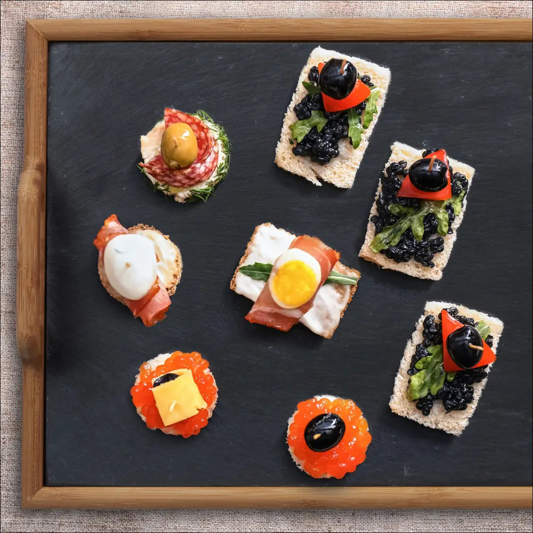 Bambukinis serviravimo padėklas DI10866 - €20 Save 50% __label:Pristatymas 1-2 d.d., color-juoda, color-ruda, indai,