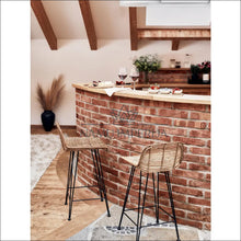 Įkelti vaizdą į galerijos rodinį, Baro kėdė VI068 - €55 Save 80% 50-100, color-juoda, color-ruda, material-metalas, material-rotangas Grožio
