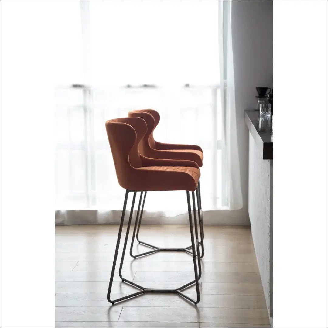 Baro kėdė VI1097 - €89 Save 55% 50-100, __label:Pristatymas 1-2 d.d., baro-kedes, color-oranzine, material-aksomas €50