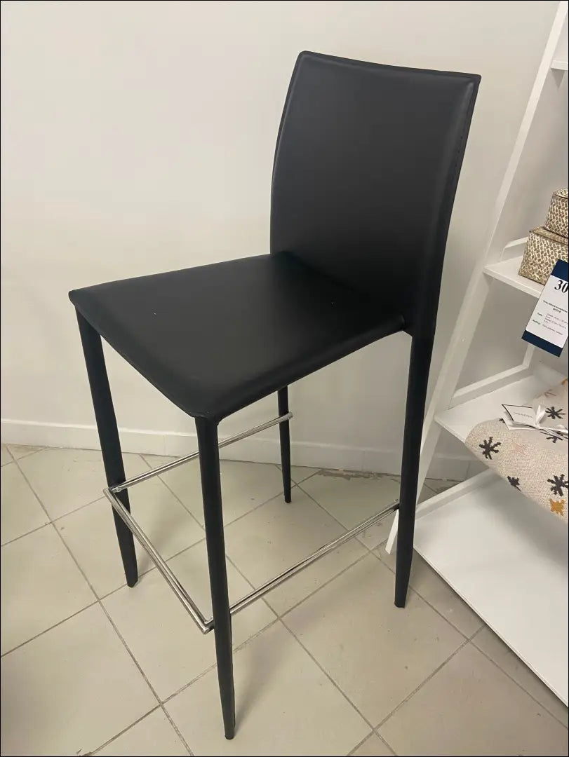 Baro kėdė VI129 - €51 Save 70% 50-100, __label:Pristatymas 1-2 d.d., baro-kedes, color-juoda, color-sidabrine €50