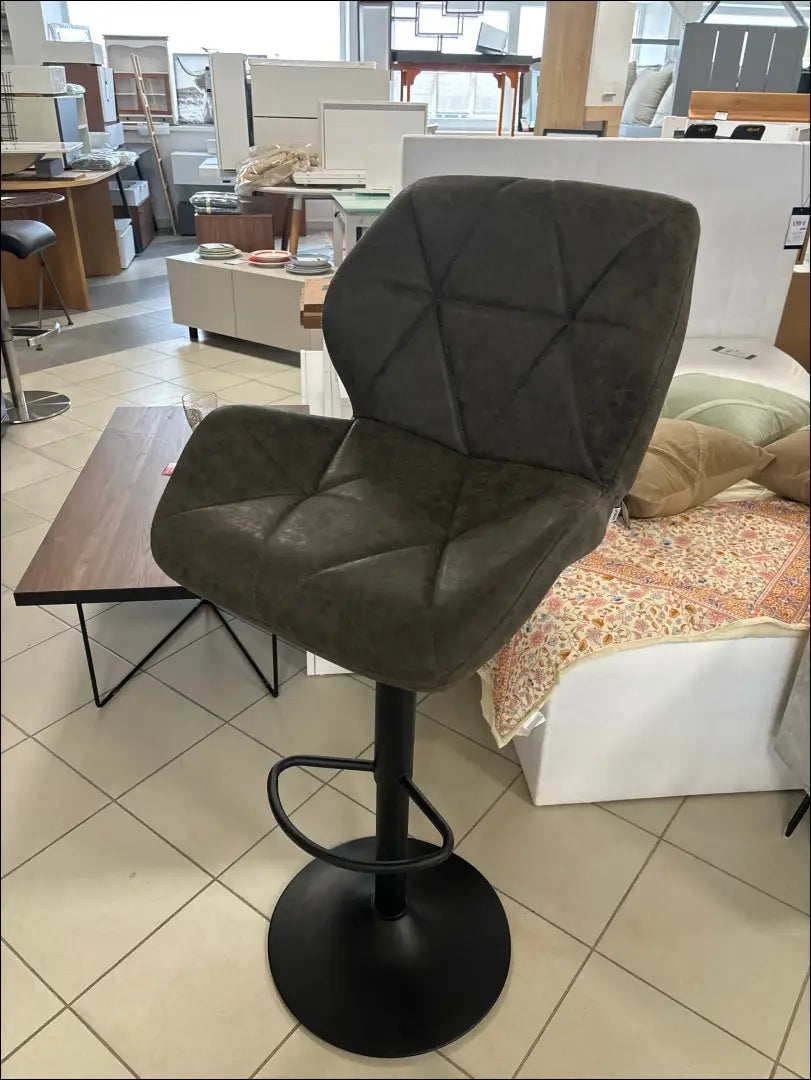 Baro kėdė VI782 - €48 Save 65% 25-50, __label:Pristatymas 1-2 d.d., baro-kedes, color-juoda, color-pilka Ruda / Eko oda