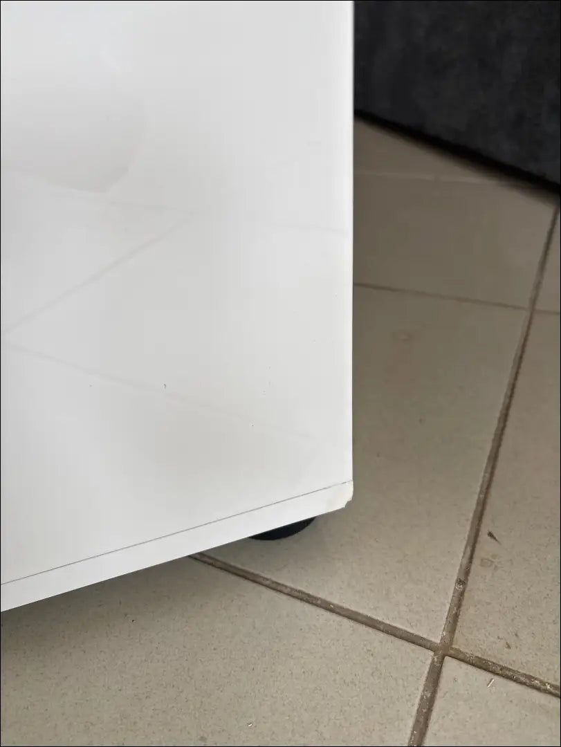 Batų spintelė KI1681 - €105 Save 50% 100-200, __label:Pristatymas 1-2 d.d., color-balta, material-mediena, pazeistas
