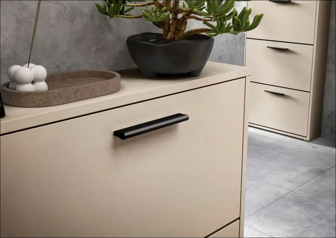 Batų spintelė KI1761 - €74 Save 50% 50-100, __label:Pristatymas 1-2 d.d., batu-lentyna, batu-spintele, color-smelio €50