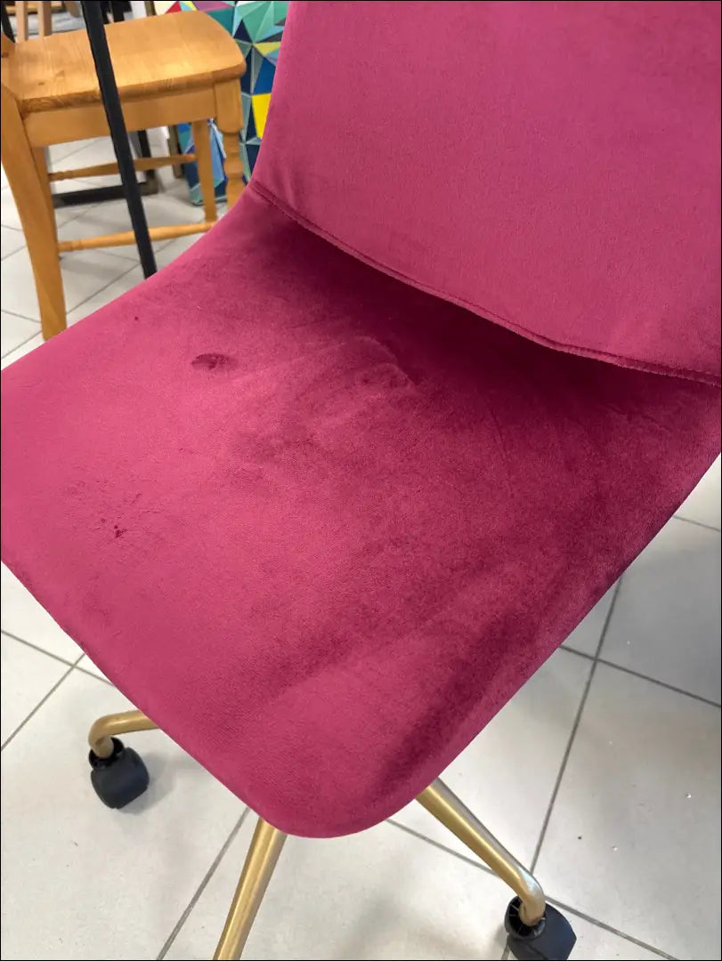 Darbo kėdė BI261 - €39 Save 50% 25-50, __label:Pristatymas 1-2 d.d., biuro-baldai, biuro-kedes, color-rozine €25 to €50