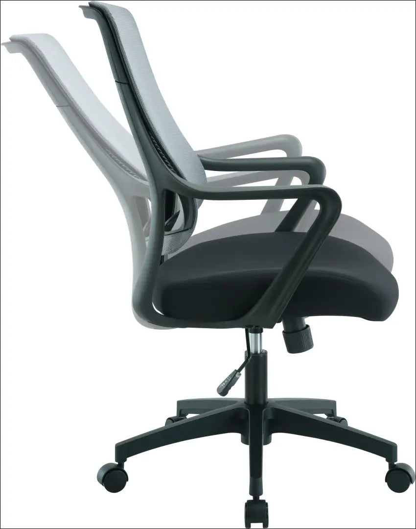 Darbo kėdė BI302 - €70 Save 50% 50-100, __label:Pristatymas 1-2 d.d., biuro-baldai, biuro-kedes, color-juoda €50
