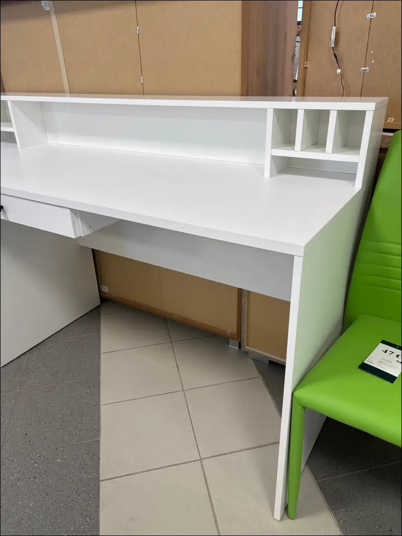 Darbo stalas BI272 - €140 Save 55% 100-200, __label:Pristatymas 1-2 d.d., color-balta, material-mediena, pazeistas €100