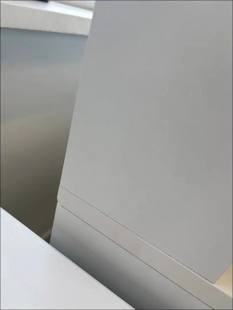 Darbo stalas BI275 - €140 Save 55% 100-200, __label:Pristatymas 1-2 d.d., color-balta, material-mediena, pazeistas €100