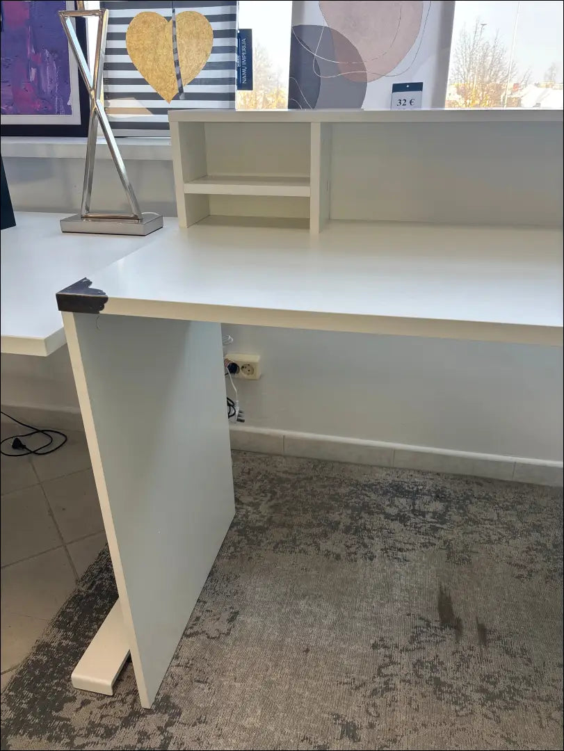 Darbo stalas BI275 - €140 Save 55% 100-200, __label:Pristatymas 1-2 d.d., color-balta, material-mediena, pazeistas €100