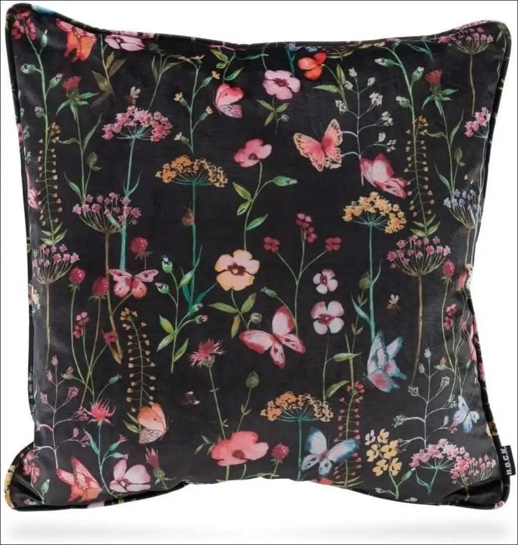 Dekoratyvinė aksominė pagalvėlė DI10810 - €22 Save 50% __label:Pristatymas 1-2 d.d., color-juoda, color-marga,