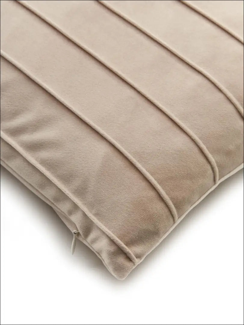 Dekoratyvinė aksominė pagalvėlė DI4285 - €10 Save 55% __label:Pristatymas 1-2 d.d., color-smelio, interjeras,