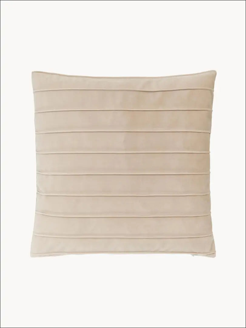 Dekoratyvinė aksominė pagalvėlė DI4285 - €10 Save 55% __label:Pristatymas 1-2 d.d., color-smelio, interjeras,