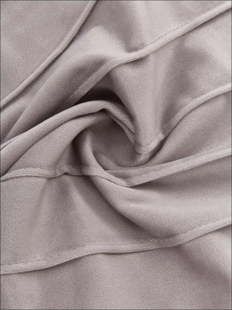 Dekoratyvinė aksominė pagalvėlė DI4288 - €10 Save 55% __label:Pristatymas 1-2 d.d., color-pilka, interjeras,