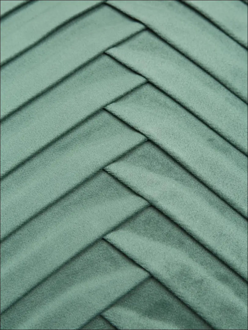 Dekoratyvinė aksominė pagalvėlė DI4317 - €13 Save 55% __label:Pristatymas 1-2 d.d., color-zalia, interjeras,