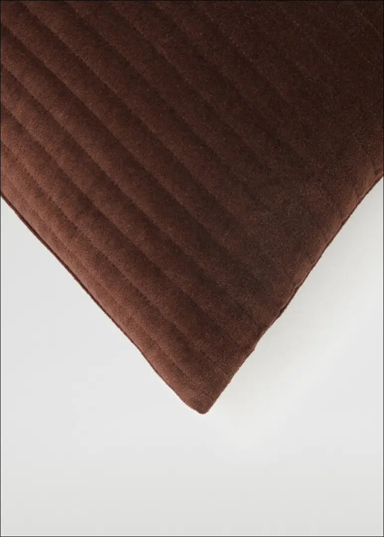 Dekoratyvinė aksominė pagalvėlė DI7211 - €6 Save 60% __label:Pristatymas 1-2 d.d., color-ruda, interjeras,