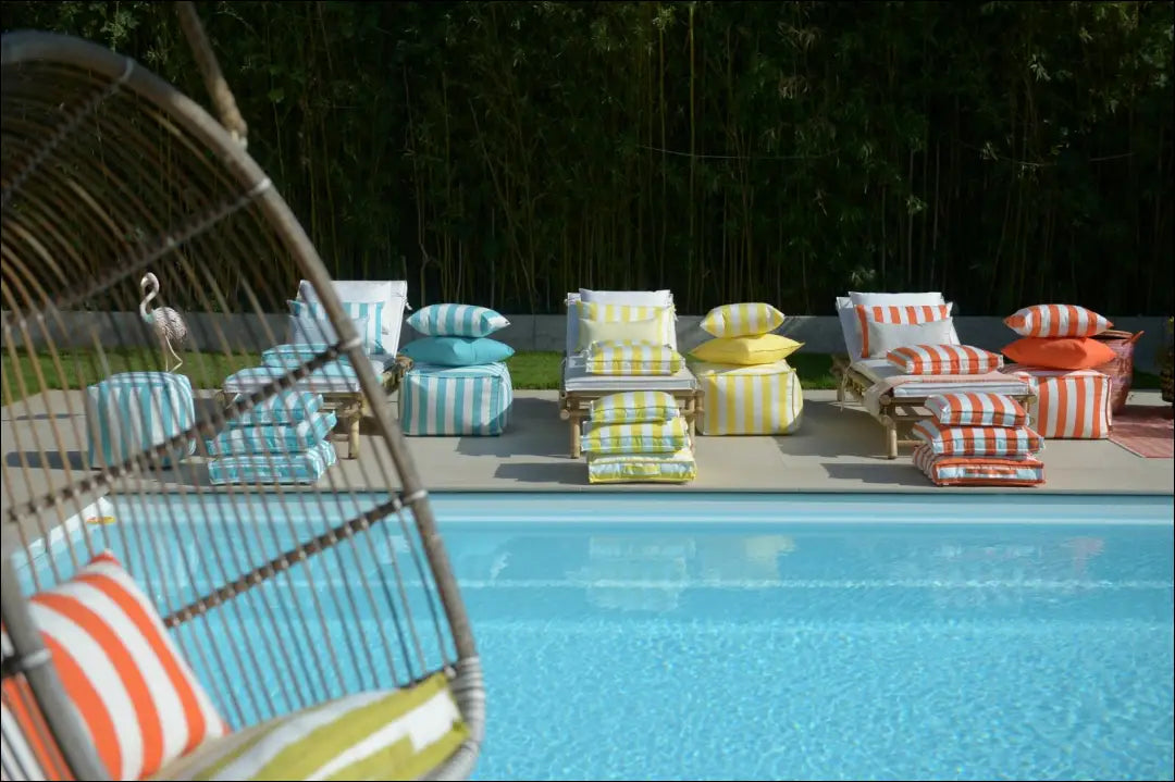 Dekoratyvinė lauko pagalvėlė DI10609 - €13 Save 50% __label:Pristatymas 1-2 d.d., color-balta, color-turkis,