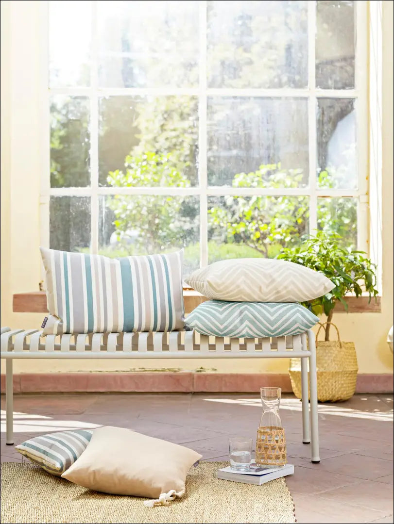 Dekoratyvinė lauko pagalvėlė DI2256 - __label:Pristatymas 1-2 d.d., color-balta, color-melyna, color-pilka,