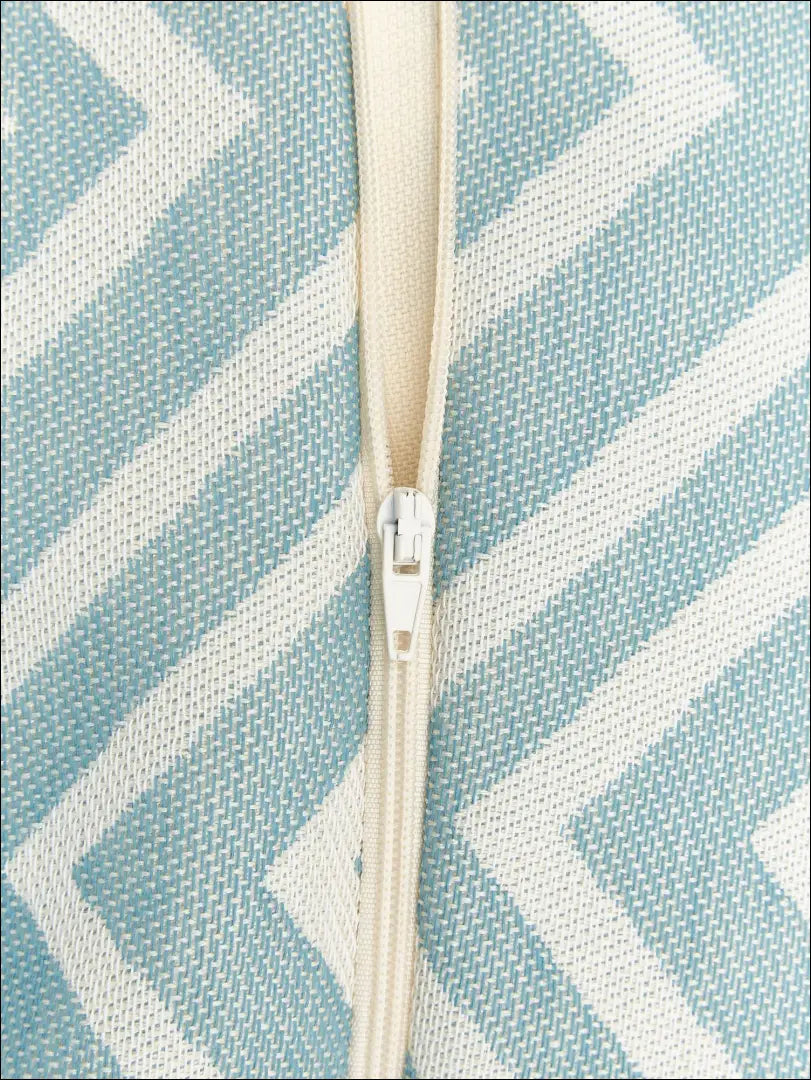 Dekoratyvinė lauko pagalvėlė DI6078 - €10 Save 55% __label:Pristatymas 1-2 d.d., color-kremas, color-turkis,