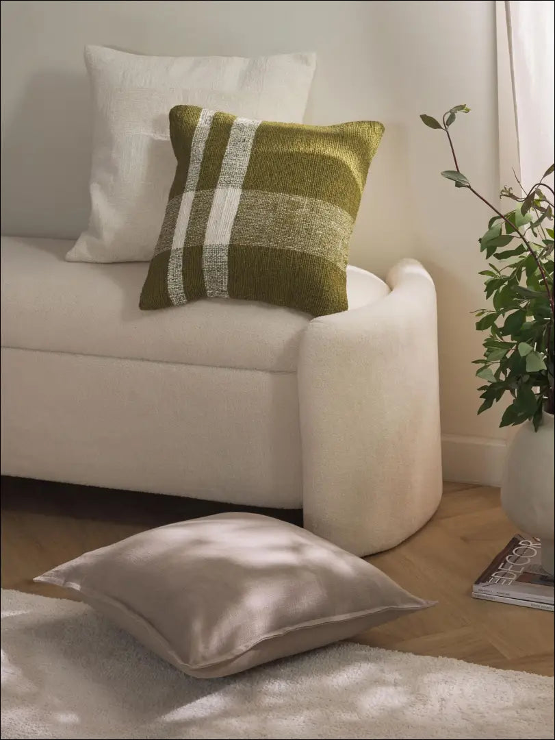 Dekoratyvinė lininė pagalvėlė DI7235 - €16 Save 55% __label:Pristatymas 1-2 d.d., color-balta, color-zalia, interjeras,