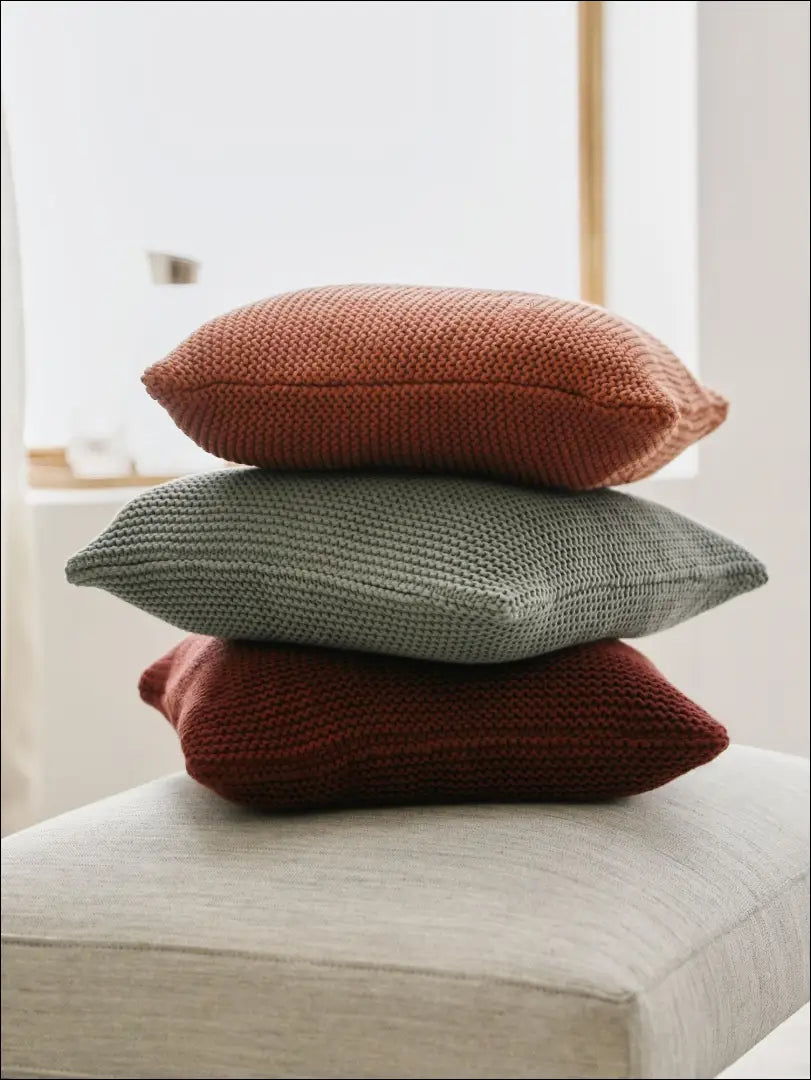 Dekoratyvinė megzta pagalvėlė DI4347 - €14 Save 50% __label:Pristatymas 1-2 d.d., color-raudona, interjeras,