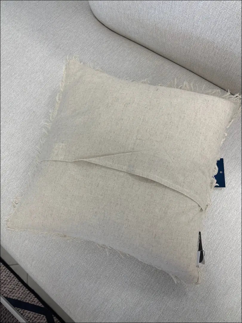 Dekoratyvinė pagalvėlė DI10057 - €9 Save 50% __label:Pristatymas 1-2 d.d., color-kremas, color-smelio, interjeras,