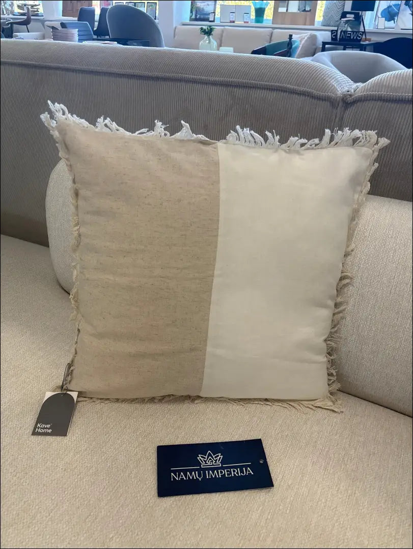 Dekoratyvinė pagalvėlė DI10057 - €9 Save 50% __label:Pristatymas 1-2 d.d., color-kremas, color-smelio, interjeras,