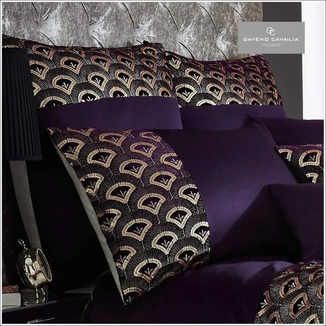 Dekoratyvinė pagalvėlė DI10350 - €36 Save 50% 25-50, __label:Pristatymas 1-2 d.d., color-auksine, color-violetine,