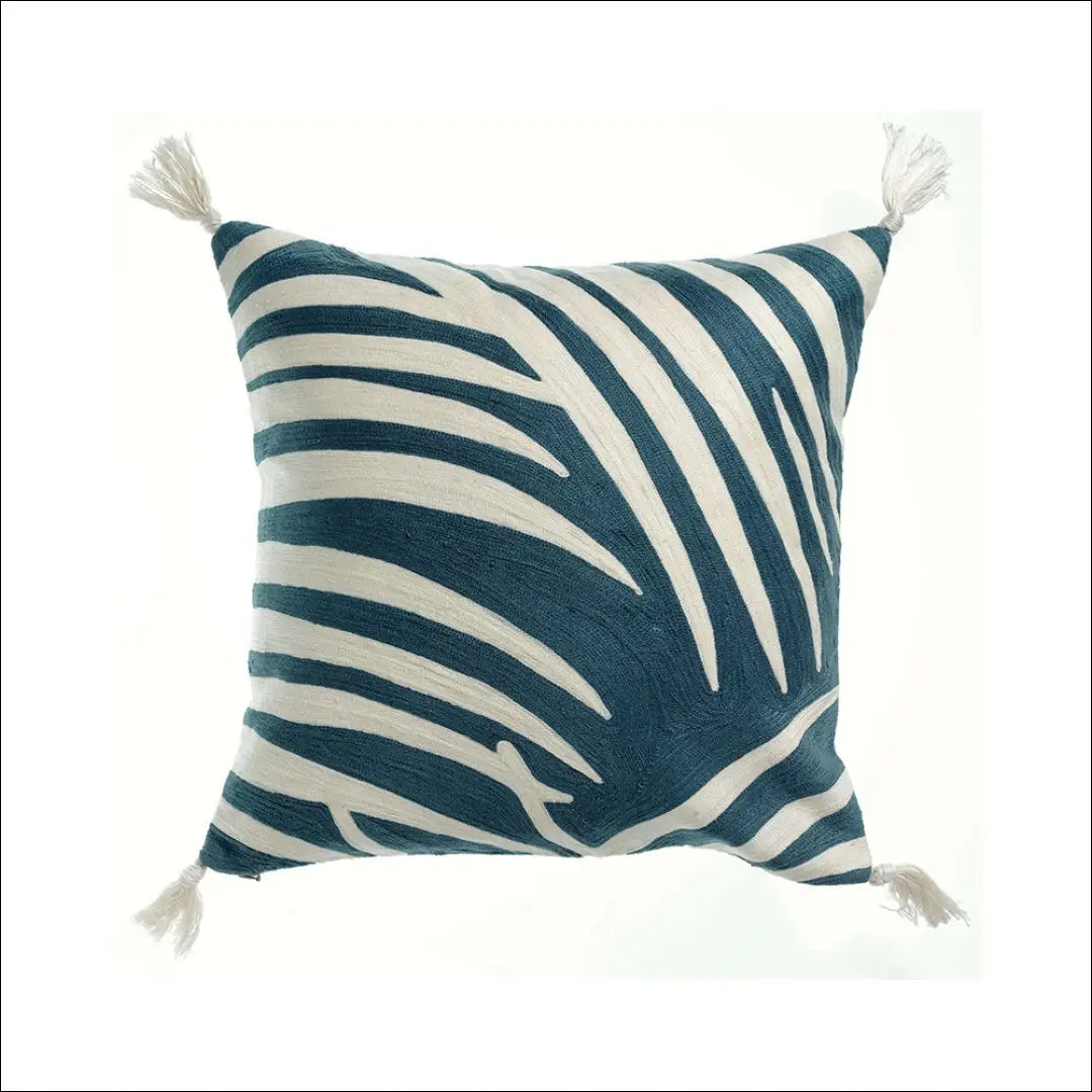 Dekoratyvinė pagalvėlė DI10854 - €32 Save 50% 25-50, __label:Pristatymas 1-2 d.d., color-balta, color-melyna,