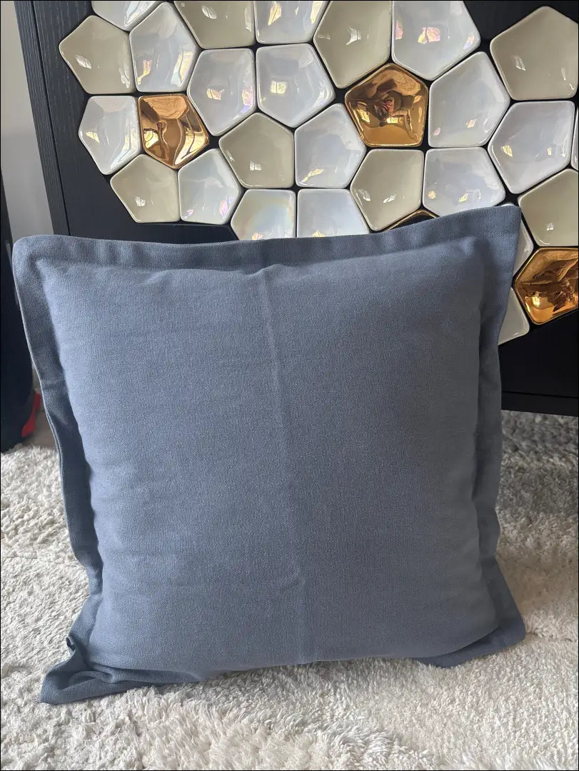 Dekoratyvinė pagalvėlė DI11600 - €22 Save 55% __label:Pristatymas 1-2 d.d., color-melyna, interjeras,