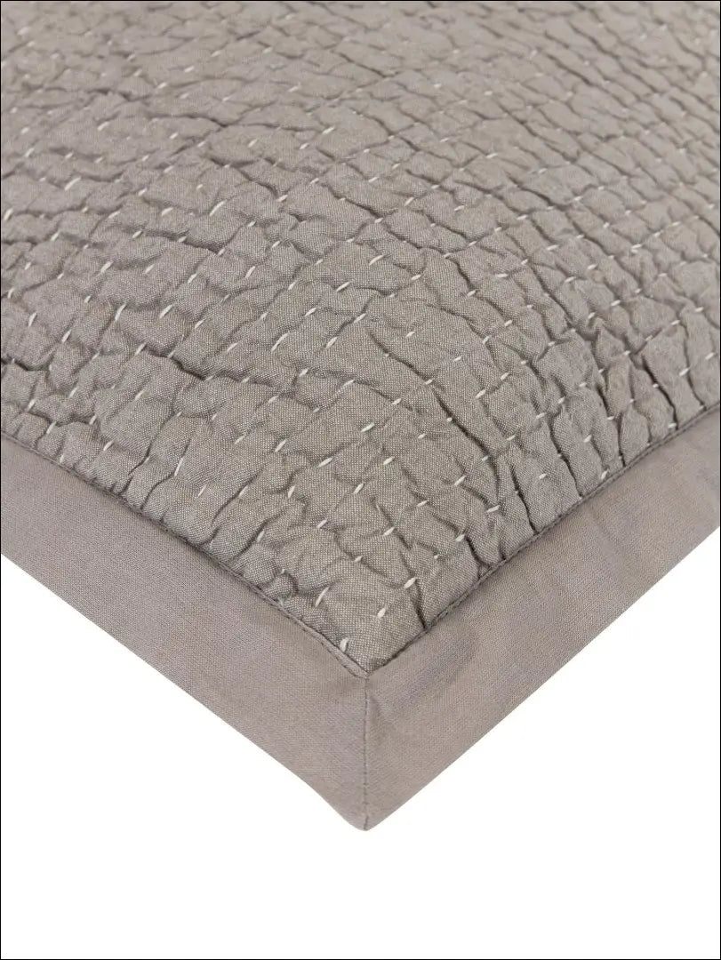 Dekoratyvinė pagalvėlė DI4331 - €15 Save 50% __label:Pristatymas 1-2 d.d., color-pilka, interjeras, material-medvilne,