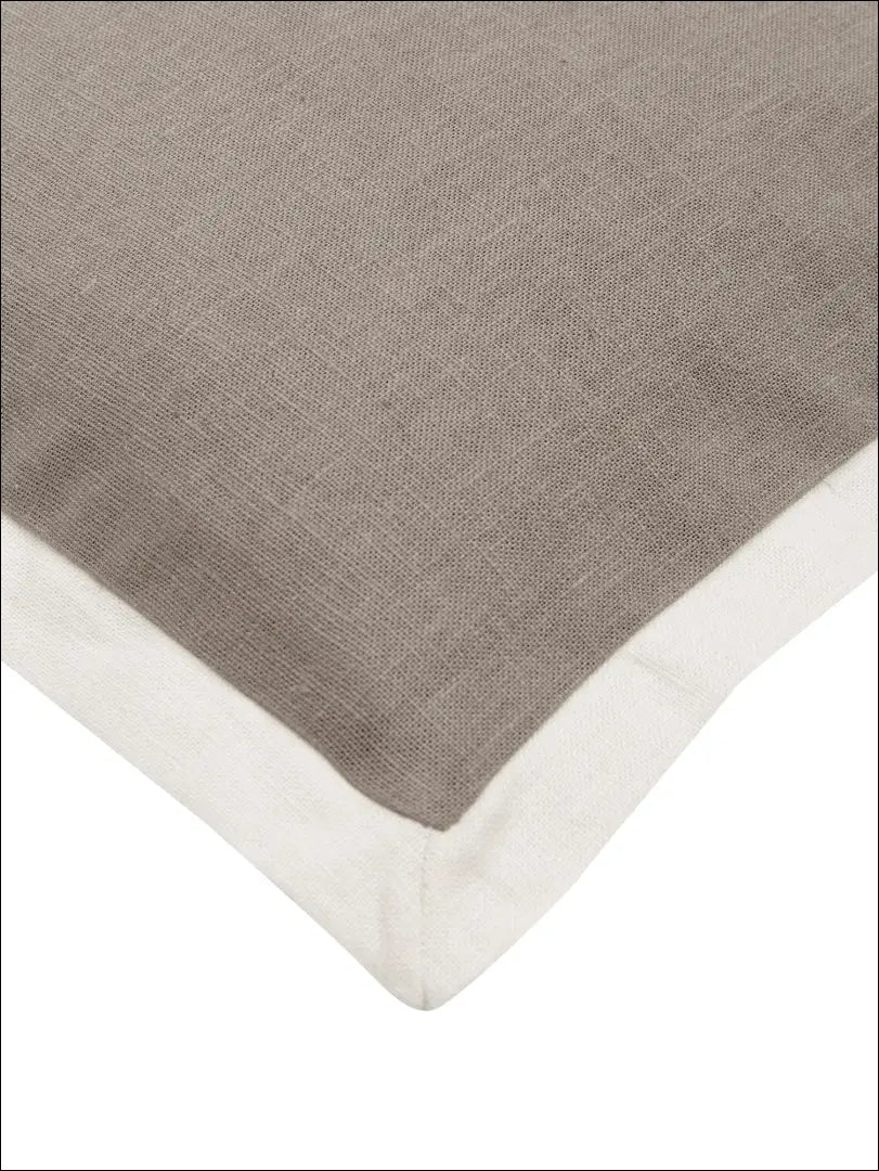 Dekoratyvinė pagalvėlė DI4435 - €12 Save 55% __label:Pristatymas 1-2 d.d., color-balta, color-smelio, interjeras,