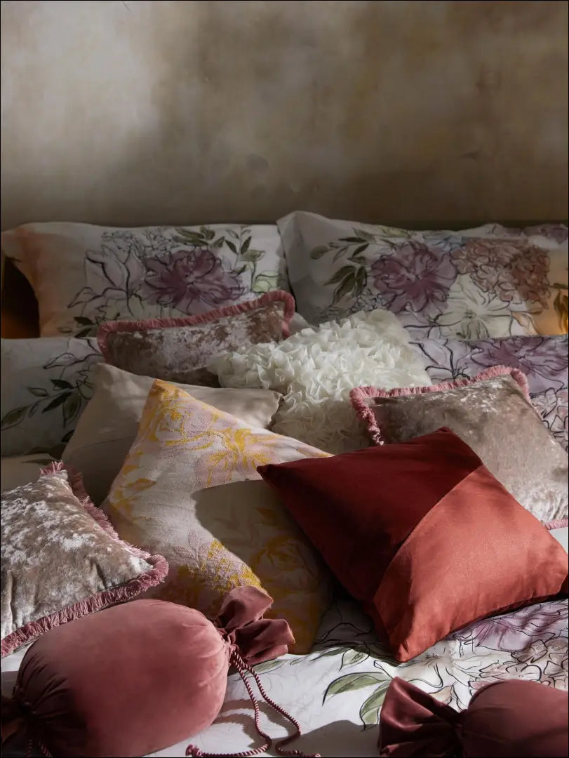 Dekoratyvinė pagalvėlė DI4440 - €12 Save 55% __label:Pristatymas 1-2 d.d., color-raudona, color-ruda, interjeras,