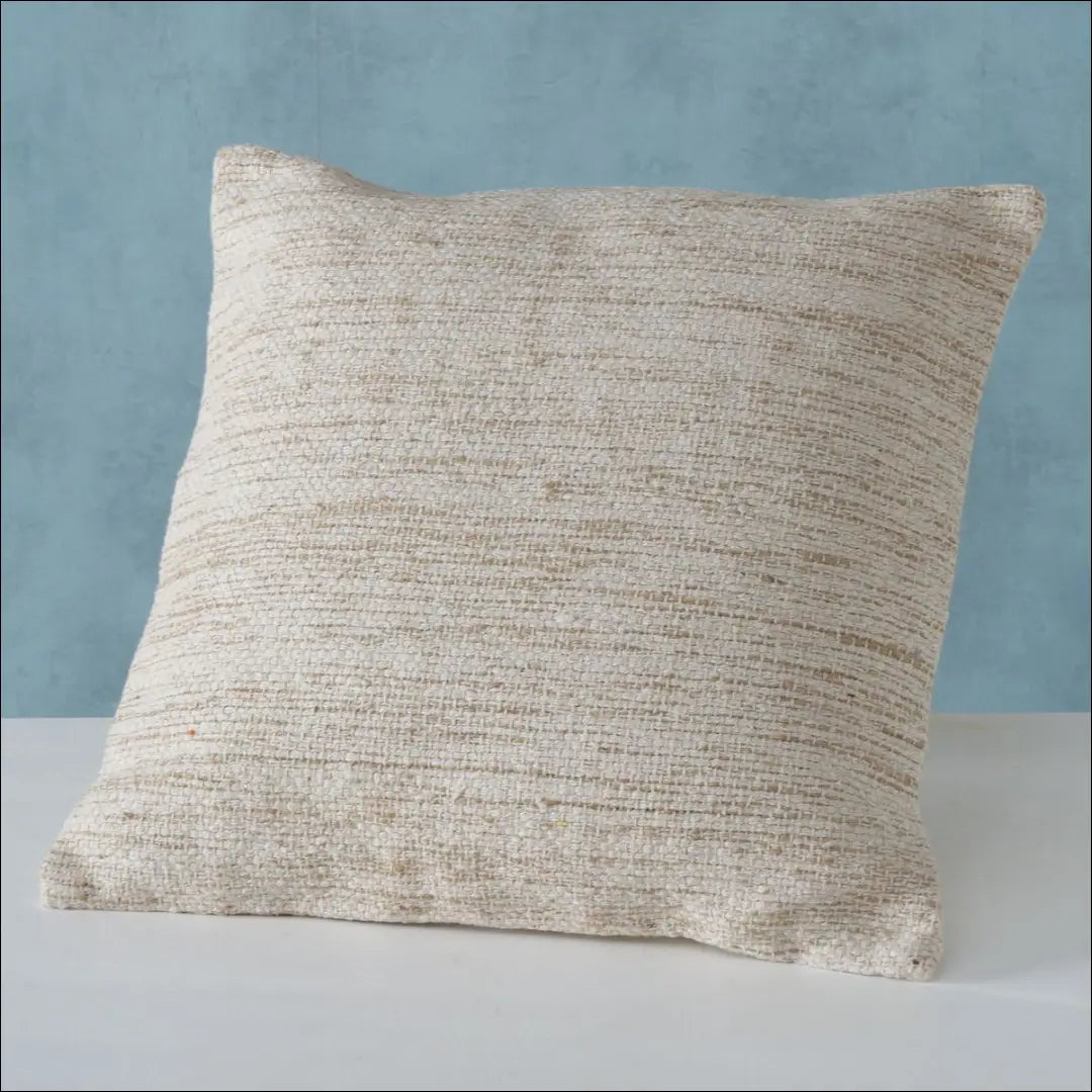 Dekoratyvinė pagalvėlė DI5893 - €18 Save 55% __label:Pristatymas 1-2 d.d., color-smelio, interjeras, material-dziutas,