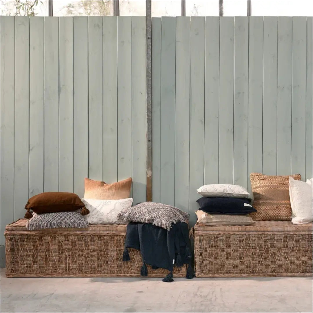 Dekoratyvinė pagalvėlė DI6376 - €18 Save 55% __label:Pristatymas 1-2 d.d., color-ruda, interjeras, material-medvilne,