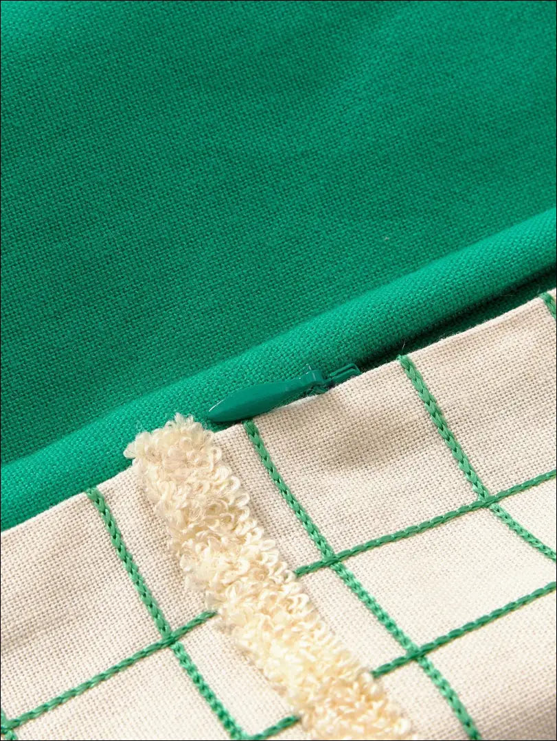 Dekoratyvinė pagalvėlė DI7173 - €14 Save 60% __label:Pristatymas 1-2 d.d., color-kremas, color-zalia, interjeras,