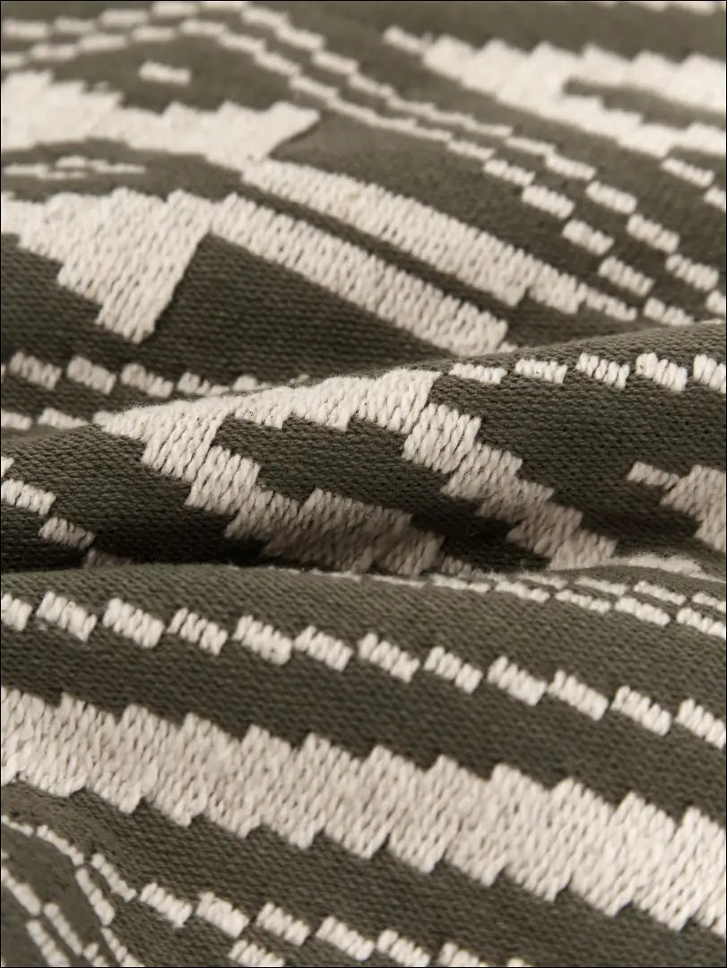 Dekoratyvinė pagalvėlė DI7224 - €9 Save 55% __label:Pristatymas 1-2 d.d., color-kremas, color-zalia, interjeras,