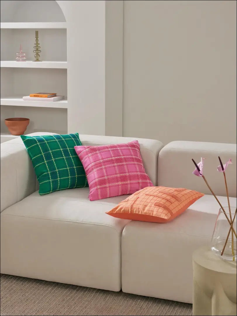 Dekoratyvinė pagalvėlė DI7234 - €9 Save 55% __label:Pristatymas 1-2 d.d., color-zalia, interjeras, material-medvilne,