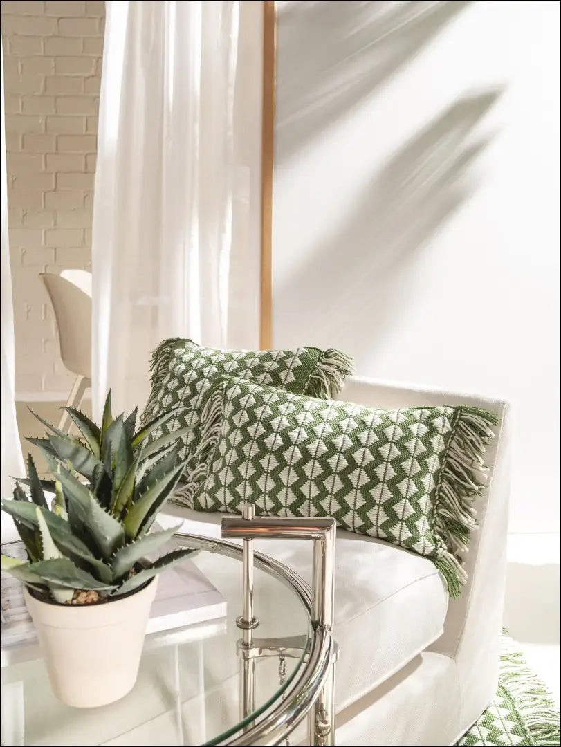 Dekoratyvinė pagalvėlė DI9004 - €23 Save 50% __label:Pristatymas 1-2 d.d., color-balta, color-zalia, interjeras,