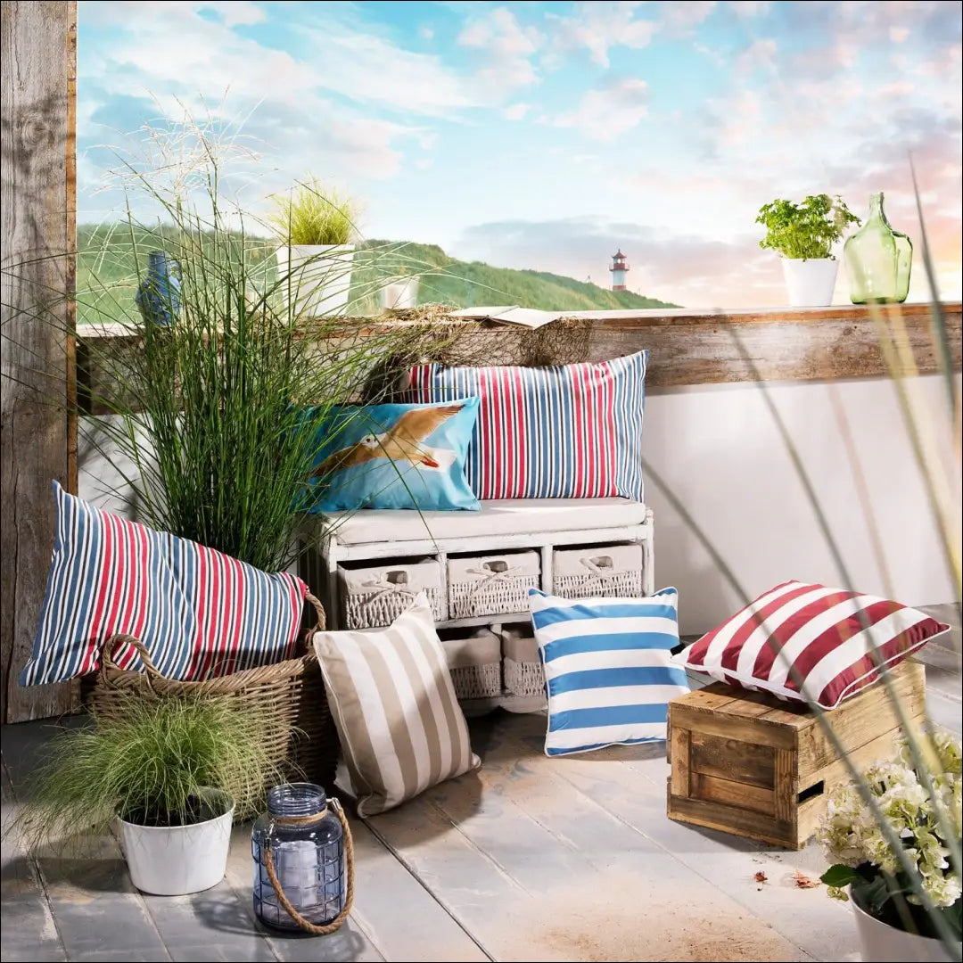 Dekoratyvinė pagalvėlė DI9026 - €14 Save 50% __label:Pristatymas 1-2 d.d., color-balta, color-melyna, interjeras,