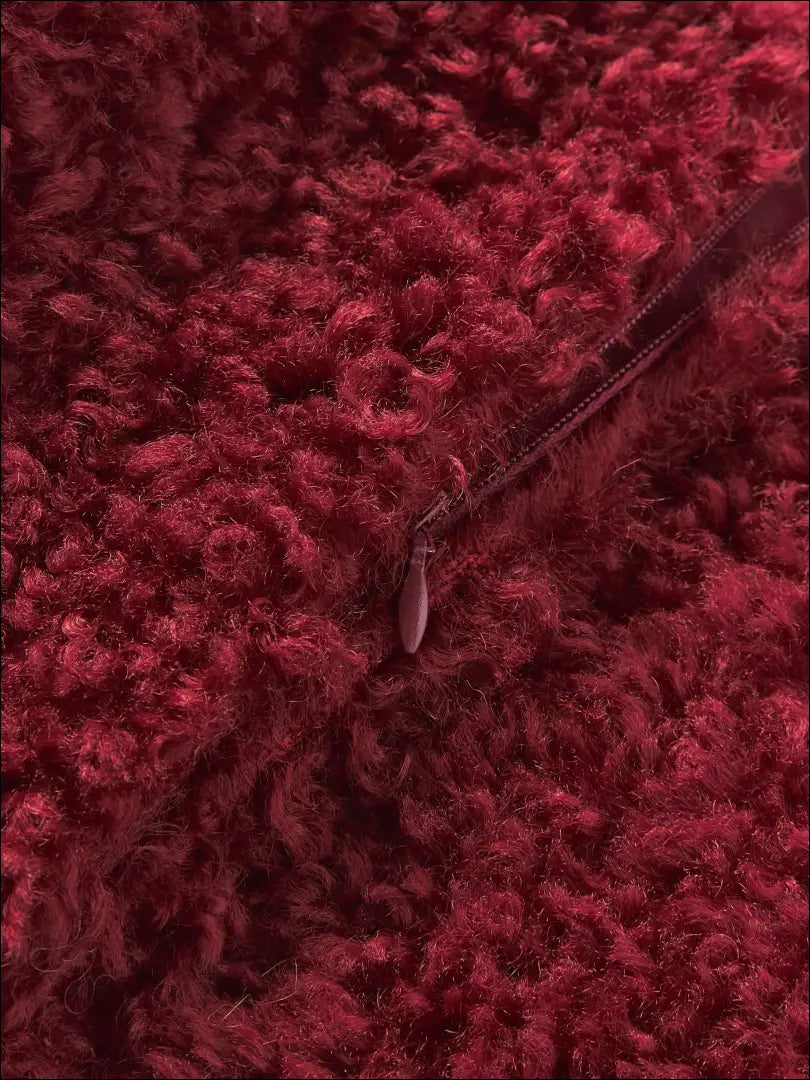 Dekoratyvinė pagalvėlė DI9920 - €10 Save 60% __label:Pristatymas 1-2 d.d., color-raudona, interjeras,