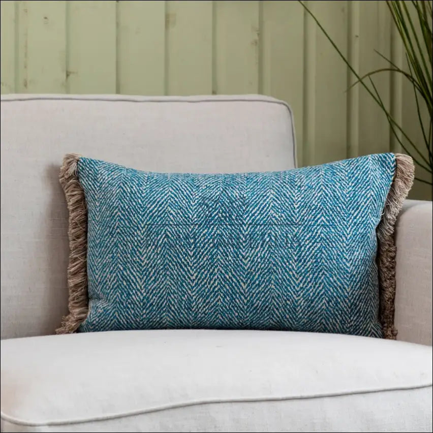 Dekoratyvinė pagalvėlė ’Voyage Maison’ DI9081 - €19 Save 50% __label:Pristatymas 1-2 d.d., color-melyna, color-pilka,