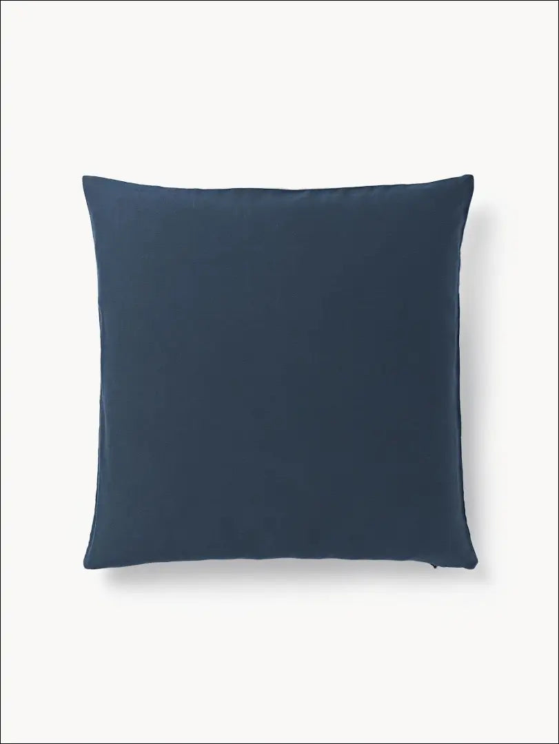 Dekoratyvinė šilko pagalvėlė DI5509 - €16 Save 60% __label:Pristatymas 1-2 d.d., color-balta, color-melyna, interjeras,