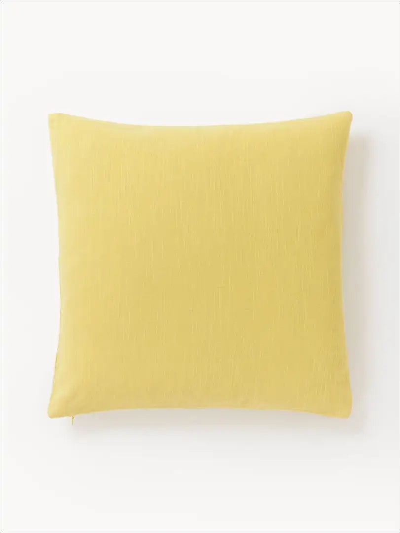 Dekoratyvinė siuvinėta pagalvėlė DI7236 - €16 Save 55% __label:Pristatymas 1-2 d.d., color-geltona, interjeras,