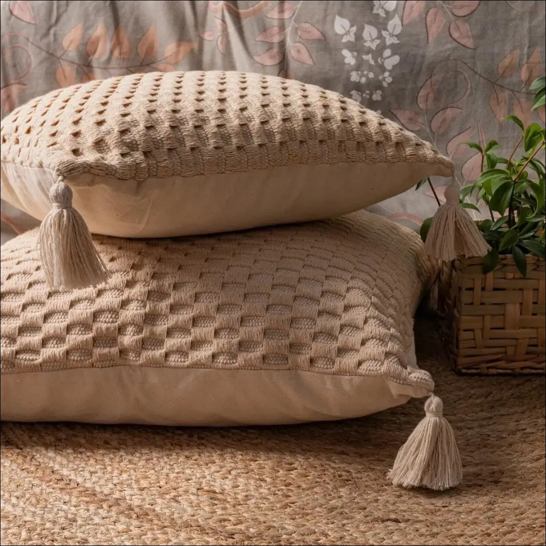 Dekoratyvinės pagalvėlės užvalkalas DI8882 - €10 Save 55% __label:Pristatymas 1-2 d.d., color-smelio, interjeras,