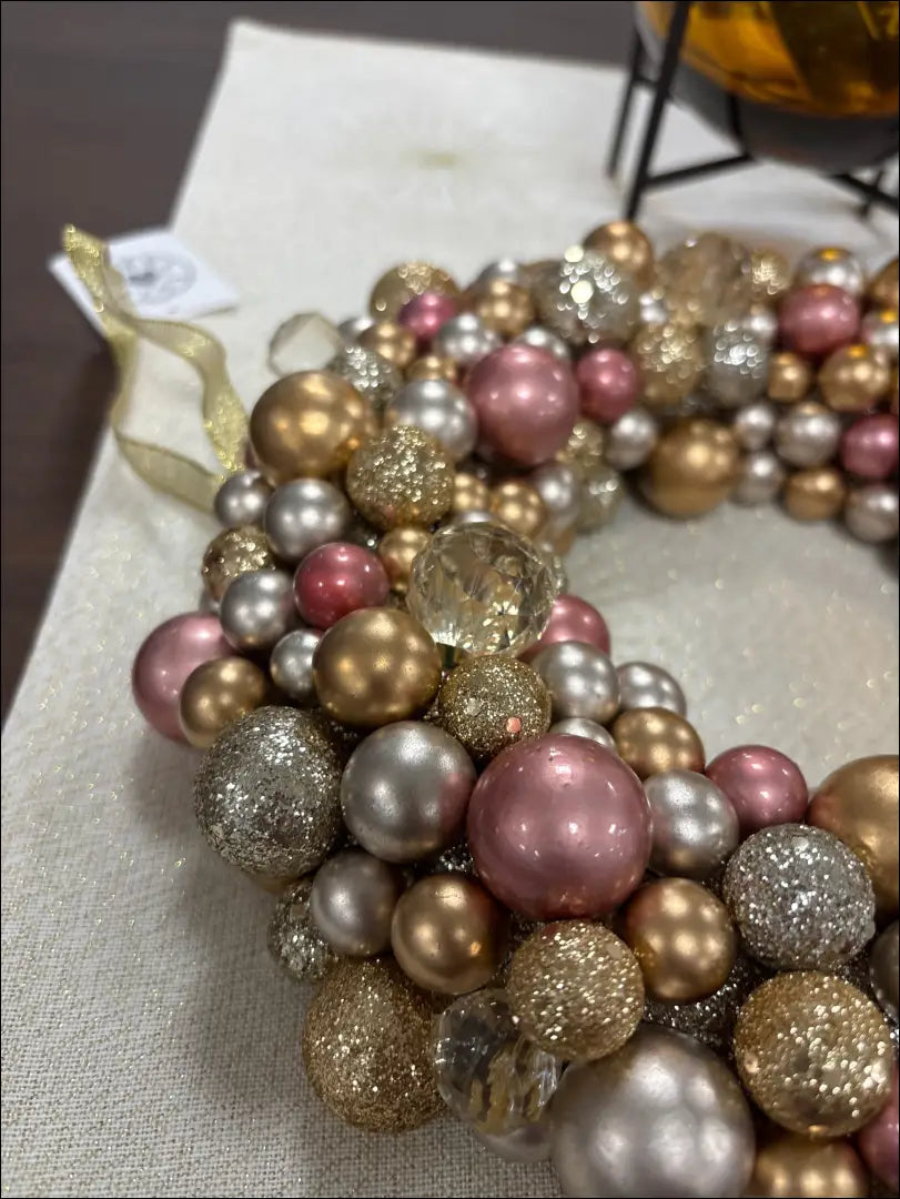 Dekoratyvinis vainikas DI10444 - €23 Save 50% __label:Pristatymas 1-2 d.d., color-auksine, color-rozine, dekoracijos,