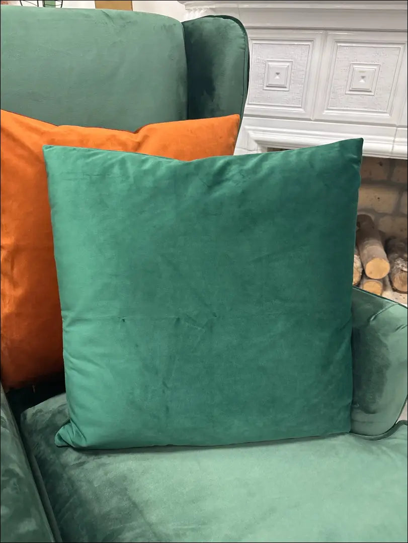 Dekoratyvinių pagalvėlių komplektas (3vnt) DI10987 - €35 Save 50% 25-50, __label:Pristatymas 1-2 d.d., color-geltona,